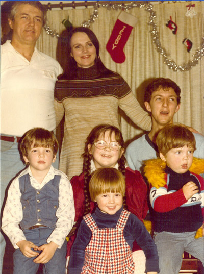 Bobby and Renn Stancil Hinton and children in 1980 in Ocala, Fla.